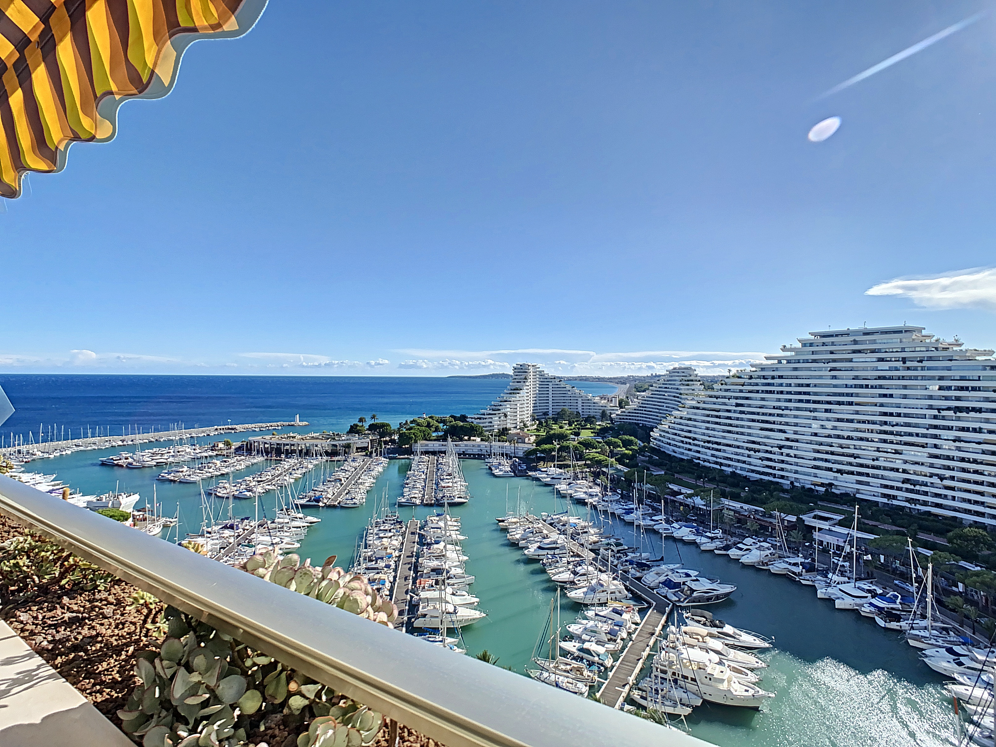 vente Appartement 5 pièces à Villeneuveloubet plage, Marina Baie des anges